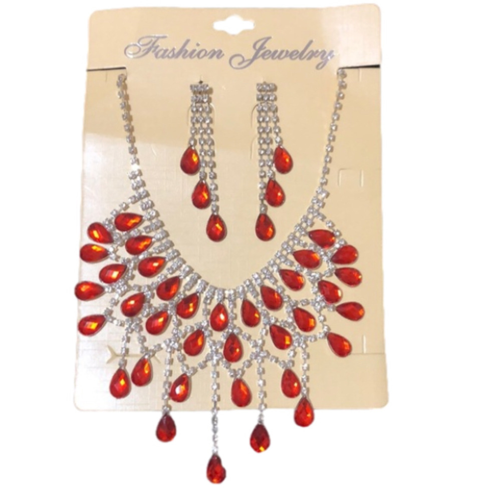 Rhinestone crystals bridal promo necklace!